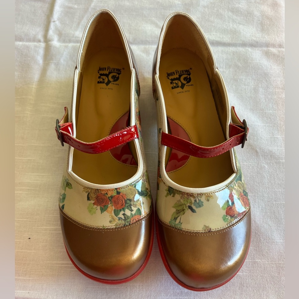 John Fluevog Mary Jane patent leather 8.5